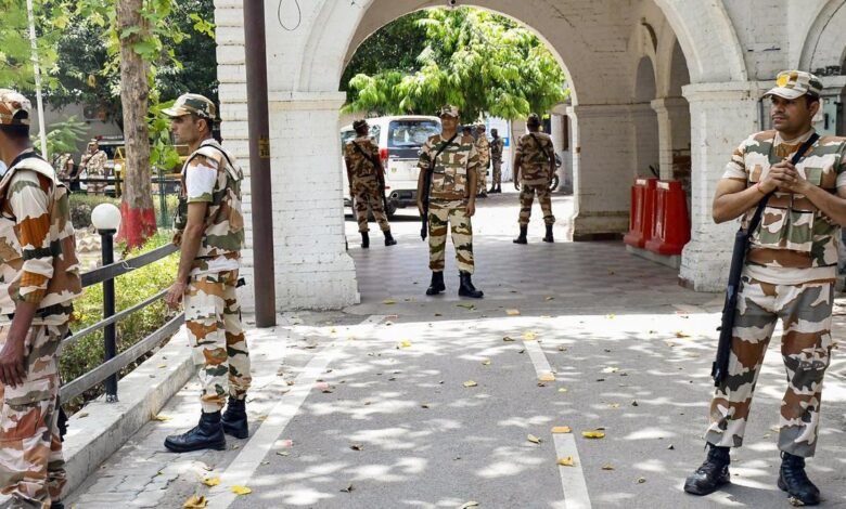 ITBP officials meet Kanpur top cop seeking action in medical negligence case of jawan’s mother